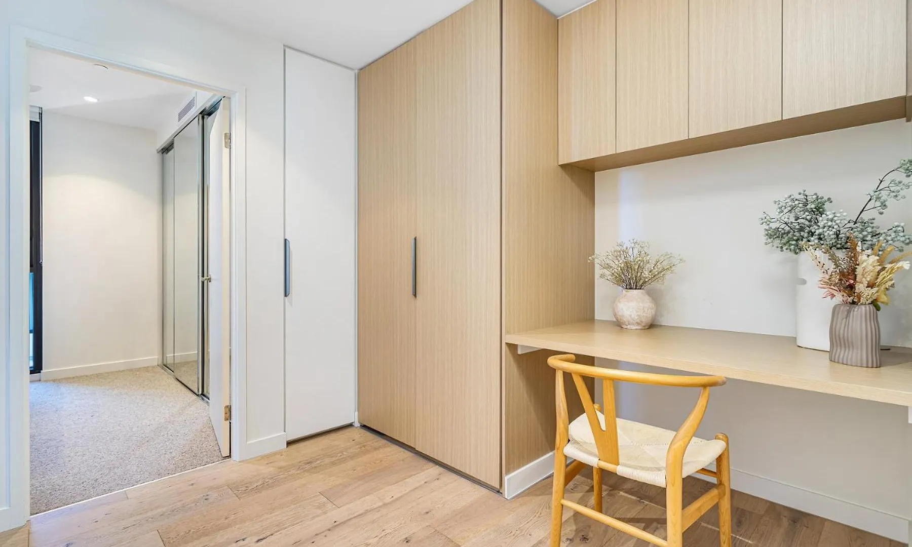 Three Bedroom Beachfront Apartment Gold Coast