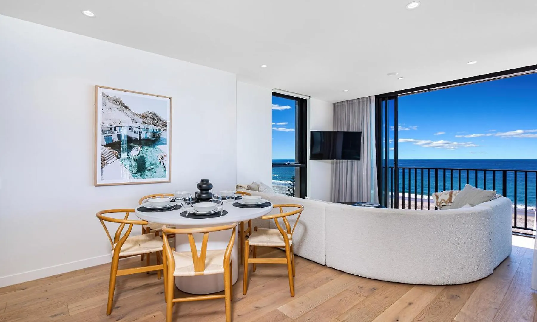 Three Bedroom Beachfront Apartment Gold Coast 0*,  Australia